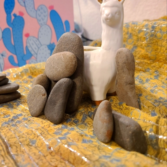Smooth Rocks for Rock Painting - Picture 3 of 9
